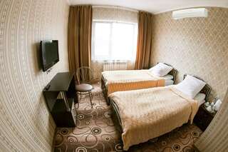 Гостиница Империал Брянск Комната полулюкс с 2 односпальными кроватями-5