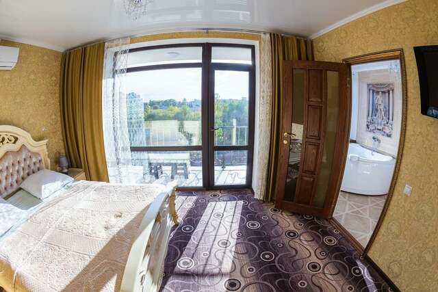 Гостиница Империал Брянск-83